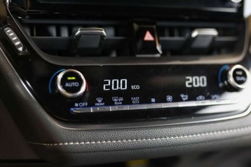 Toyota Corolla XII TS Kombi 1.8 Hybrid 122KM 2022 Toyota Corolla 1.8 Hybrid Comfort Business 1.8 Hybryda 122KM, zdjęcie 8