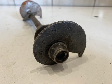 HONDA CRM 50 AXLE КОЛЕСО С ШПИЛЬКОЙ ЗАДНЕЕ ЗАДНЕЕ