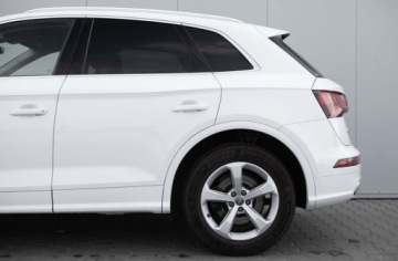Audi Q5 II SUV 2.0 TFSI 252KM 2017 Audi Q5 2.0 Benzyna 252KM, zdjęcie 9