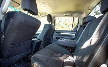 Toyota Hilux VIII Podwójna kabina Facelifting 2.8 D-4D 204KM 2024 Toyota Hilux Active Automat Wyprzedaz 2024 HAK 2.8 Diesel 204KM, zdjęcie 13