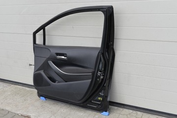 TOYOTA COROLLA E21 SUZUKI SWACE DVEŘE PRAVÉ PŘEDNÍ 67001-02560