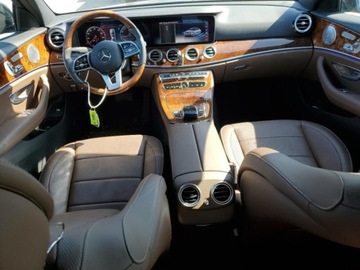 Mercedes Klasa E W213 2020 Mercedes-Benz Klasa E 2020r., E 350 4matic, 2L, od ubezpieczalni 2.0 255KM, zdjęcie 7
