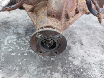 NÁPRAVA ZADNÍ SSANG YONG REXTON 2.7 XDI 2001-2006 ABS 6 ŠROUBŮ