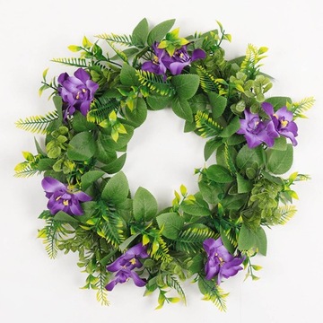 Венок из искусственных фиолетовых цветов Цветочный венок