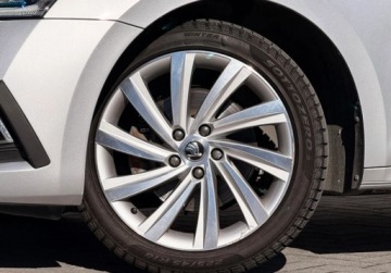 Skoda Octavia IV Liftback 2.0 TSI 190KM 2022 Skoda Octavia 4x4 MatrixLED Kamera Ogrzewana szyba Salon PL FVAT, zdjęcie 5