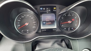 Mercedes GLC C253 SUV 2.0 250 211KM 2018 Mercedes-Benz GLC 250 4Matic 9G-TRONIC, zdjęcie 11