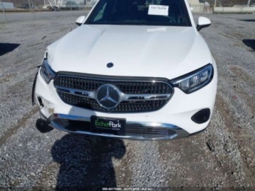 Mercedes GLC C254/X254 2024 Mercedes-Benz GLC 300 4Matic Suv 2024 2.0 Benzyna 255KM, zdjęcie 8