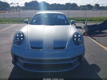 Porsche 911 992 2022 Porsche 911 GT3GT3 WTOURING PACKAGE 2022, od ubezpieczalni 4.0 Benzyna, zdjęcie 2