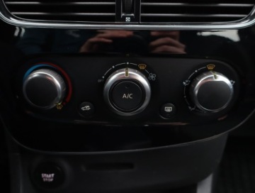 Renault Clio IV Grandtour Facelifting 1.2 73KM 2017 Renault Clio 1.2 16V, Salon Polska, GAZ, Klima, zdjęcie 12