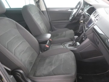 Volkswagen Tiguan II SUV 1.4 TSI 150KM 2017 VW Tiguan 1.4 TSI, DSG, Klima, Klimatronic, zdjęcie 8