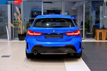 BMW Seria 1 F40 2021 BMW Seria 1 118iM Kierownica SkorzanaFotel SportowyReflektor LEDModel M Sp, zdjęcie 14