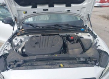 Volvo S60 III 2022 Volvo S60 2022, 2.0L, 4x4, B5 MOMENTUM, od ubezpieczalni 2.0 Benzyna 247KM, zdjęcie 13