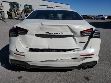 Maserati Ghibli III 2022 Maserati Ghibli Modena 2022 3.0l 3.0 Benzyna 424KM, zdjęcie 2