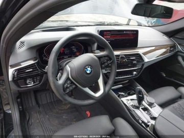 BMW Seria 5 G90-91 2023 BMW Seria 5 540i xDrive 2023 3.0l 3.0 Benzyna 335KM, zdjęcie 10