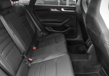 Volkswagen Arteon Fastback Facelifting 2.0 TDI 200KM 2023 Volkswagen Arteon 2.0TDI 200KM R-Line 4MOTION DSG, Nawigacja Satelitarna,, zdjęcie 11