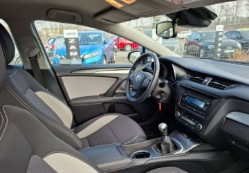 Toyota Avensis III Sedan Facelifting 2015 2.0 D-4D 143KM 2017 Toyota Avensis Toyota Avensis 2.0 Diesel 143KM, zdjęcie 22