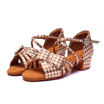 Baleriny Dziecięce buty do tańca z kokardą B237-72
