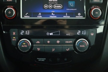Nissan Qashqai II Crossover Facelifting 1.3 DIG-T 158KM 2021 Nissan Qashqai 1.3 DIG-T, Salon Polska, zdjęcie 10