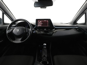 Toyota C-HR I Crossover Facelifting 1.8 Hybrid 122KM 2020 Toyota C-HR Hybryda Automat Kamera cofania, zdjęcie 14