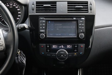 Nissan Pulsar 1.2 DIG-T 115KM 2015 Nissan Pulsar 1.2 DIG-T, Salon Polska, Serwis ASO, zdjęcie 12