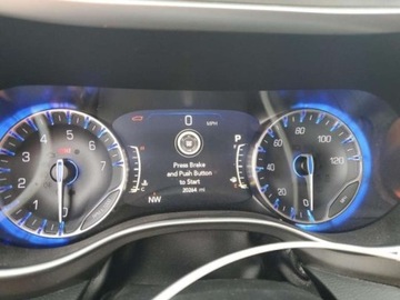 Chrysler Pacifica II 2020 Chrysler Pacifica Touring L Plus FWD, od ubezpieczalni 3.6 Benzyna 287KM, zdjęcie 10