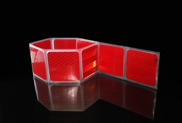 Одобрение квадратной красной светоотражающей ленты длиной 1 м.