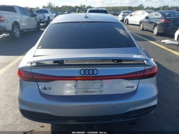Audi A7 C8 2023 Audi A7 Sportback 2023 r.,3,0L PREMIUM 55 TFSI QUATTRO S TRONIC 3.0 Benzyna, zdjęcie 4