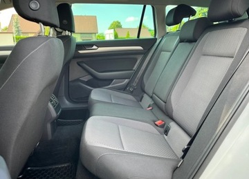 Volkswagen Passat B8 Variant 2.0 TDI BlueMotion SCR 150KM 2019 Volkswagen Passat 2.0 TDI EVO Essence, zdjęcie 4