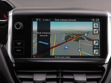 Peugeot 208 I Hatchback 3d 1.2 VTI 82KM 2014 Peugeot 208 1.2 PureTech, Navi, Klima, Tempomat, zdjęcie 12