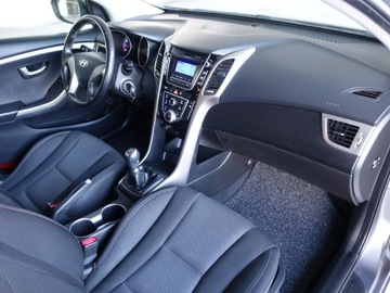 Hyundai i30 II Hatchback 5d 1.4 MPI 100KM 2012 Hyundai i30 1.4, zdjęcie 18