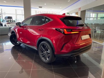 Lexus NX II SUV Facelifting 2.5 450h+ 292KM 2025 450h+ Prestige AWD 2.5 (292KM), zdjęcie 3