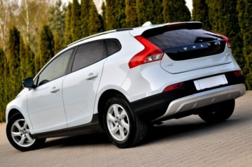 Volvo V40 II Hatchback 1.6 D2 115KM 2013 Volvo V40 Cross Country D2 Cross Country Radar Led, zdjęcie 2