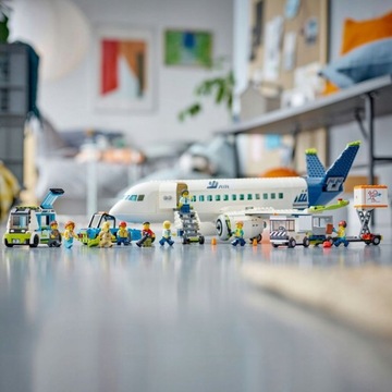 LEGO CITY 60367 ПАССАЖИРСКИЙ САМОЛЕТ В ПОДАРОК ​​НОВЫЙ