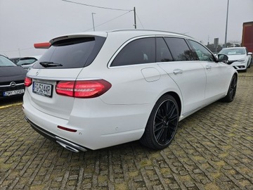 Mercedes Klasa E W213 Kombi 2.0 220d 194KM 2017 Mercedes E 220 2,0 diesel 195KM Automat nawigacja, zdjęcie 2