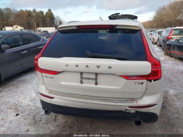 Volvo XC60 II Crossover T5 250KM 2019 Volvo XC 60 T5 MOMENTUM, 4x4, od ubezpieczalni 2.0 Benzyna 250KM, zdjęcie 6