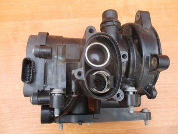 VW 1.8 2.0 TFSI КОРПУС ТЕРМОСТАТА 06L121111H электроника без разъема