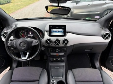 Mercedes Klasa B W246 Sports Tourer Facelifting 2.0 250 211KM 2018 Mercedes B 250 211 KM Automat Full LED Kamera, zdjęcie 9