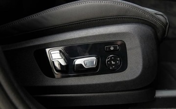 BMW X6 G06 2025 BMW X6 xDrive30d, Panorama, Pneumatyka, Hak, Pakiet Innowacji, 22 Cale 3.0, zdjęcie 10