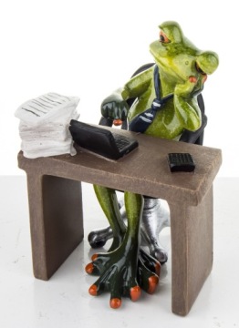 ФИГУРКА ЛЯГУШКА СОТРУДНИК ФИНАНСИЛИСТ ОФИС ПОДАРОК