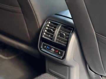 Volkswagen Arteon Fastback Facelifting 2.0 TSI 190KM 2023 Volkswagen Arteon R-Line 2.0 TSI 190 KM DSG 2023 LED IQ.LIGHT ACC Kame, zdjęcie 18