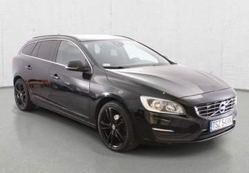 Volvo V60 I Kombi Facelifting 2.0 D2 DRIVE-E 120KM 2015 Volvo V60 D2 Drive-E Kinetic 2.0 Diesel 120KM, zdjęcie 1