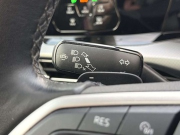 Volkswagen Golf VIII Alltrack 2.0 TDI 200KM 2022 Volkswagen Golf Alltrack LED Matrix Harman Kardon Hak Kamera Cofania Faktu, zdjęcie 17