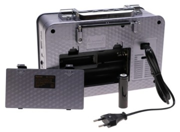 ПОРТАТИВНОЕ Радио РЕТРО R20 FM Bluetooth MP3 USB ЗАРЯЖАЕМОЕ