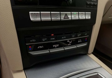 Mercedes Klasa E W212 Coupe Facelifting 200 184KM 2013 Mercedes-Benz Klasa E E200 NAVI manual 184KM zarejestrowany SKORA, zdjęcie 28
