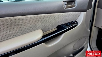 Toyota Sienna II 3.3 i V6 24V 233KM 2005 Toyota Sienna 3.3GAZ LPG 7- osobowy 3.3 BenzynaLPG 234KM, zdjęcie 33