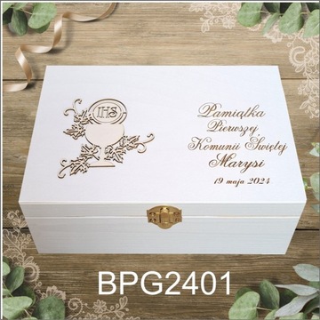 Сувенир к Первому причастию, деревянная шкатулка с гравировкой.