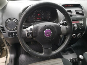 Fiat Sedici 1.9 Multijet 120KM 2008 Fiat Sedici 1.9 Multijet 120KM Klimatronik Naped 4, zdjęcie 10