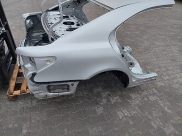 BLATNÍK ZADNÍ LEVÝ PRAVÝ ČTVRTKA PRAVÁ LEXUS LS 460 600 IV 1F2