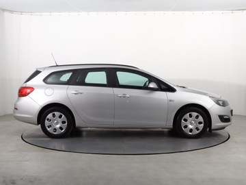 Opel Astra J Sports Tourer Facelifting 1.4 Turbo ECOTEC 140KM 2014 Opel Astra 1.4 T, Salon Polska, Serwis ASO, GAZ, zdjęcie 4
