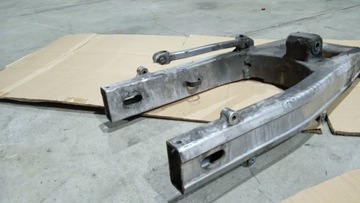 SUZUKI SV 650 sv650 РАМА МАЯТНИКА ЗАДНИЙ КРОНШТЕЙН КОЛЕСА ЗАДНИЙ КРЕПЛЕНИЕ